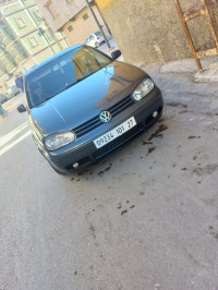 voitures-volkswagen-golf-4-2001-mostaganem-algerie