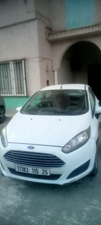 voitures-ford-fiesta-2015-trend-look-jijel-algerie