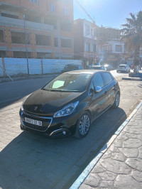 voitures-peugeot-208-2021-allure-facelift-jijel-algerie