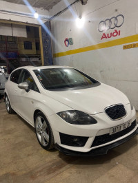 voitures-seat-leon-2012-medea-algerie