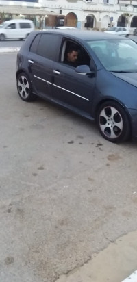 voitures-volkswagen-golf-5-2006-mostaganem-algerie