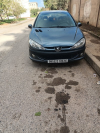 voitures-peugeot-206-2006-dar-el-beida-alger-algerie