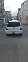 voitures-renault-clio-campus-2014-bye-constantine-algerie