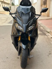 Yamaha Tmax tech max 2023