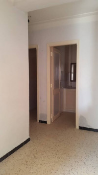 appartement-vente-f2-alger-cheraga-algerie