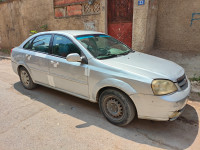 moyenne-berline-chevrolet-optra-5-portes-2006-blida-algerie