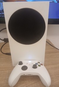 أجهزة-ألعاب-الفيديو-xbox-seies-s-mafih-7ata-difou-m3ah-lipile-t3-manate-recharjable-annaba-وادي-العنب-عنابة-الجزائر
