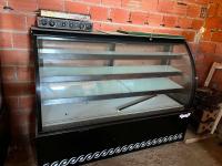 ثلاجات-و-مجمدات-presentoir-frigo-patisserie-الشفة-البليدة-الجزائر