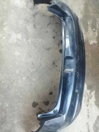 Disponible par-choc arrière passage de roue arrière droit Megane3 + baguette grise de GtLine