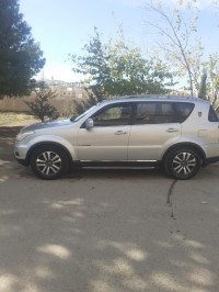 voitures-ssangyong-rexton-2014-berrouaghia-medea-algerie