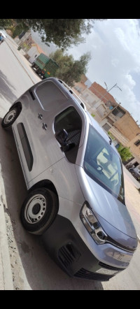 utilitaire-fiat-doblo-2023-italien-batna-algerie