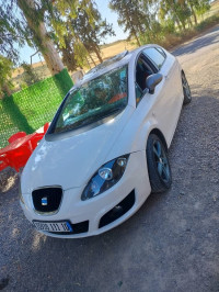 voitures-seat-leon-2011-ain-bessem-bouira-algerie