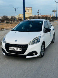 voitures-peugeot-208-2018-allure-facelift-el-eulma-setif-algerie