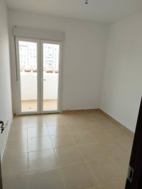 appartement-location-f3-oran-bir-el-djir-algerie