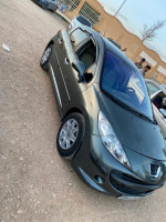 voitures-peugeot-207-2007-hassi-rmel-laghouat-algerie