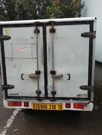 HAFEI Petit camion frigo 2010