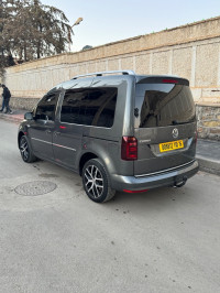 voitures-volkswagen-caddy-2018-highline-berrouaghia-medea-algerie