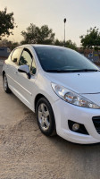 voitures-peugeot-207-2012-ain-temouchent-algerie