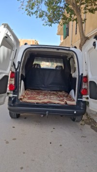 السيارات-النفعية-peugeot-b9-2016-pegout-برج-بوعريريج-الجزائر