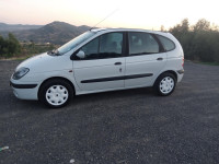 voitures-renault-scenic-2001-aomar-bouira-algerie