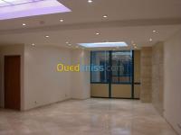 البليدة-أولاد-يعيش-الجزائر-خدمات-pvc-verre-trempe-decore-magasin-electr