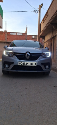 voitures-renault-symbol-2018-essentielle-sebdou-tlemcen-algerie