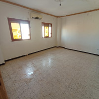 appartement-vente-f3-relizane-algerie