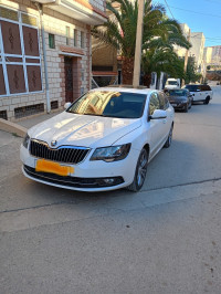 voitures-skoda-superb-2014-elegance-mansourah-tlemcen-algerie