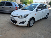 voitures-hyundai-i20-2015-alger-centre-algerie