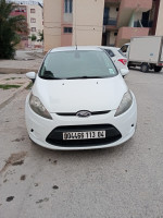 voitures-ford-fiesta-2013-city-ain-mlila-oum-el-bouaghi-algerie