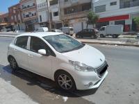 voitures-peugeot-208-2015-active-oran-algerie