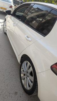 voitures-volkswagen-golf-6-2011-style-chelghoum-laid-mila-algerie