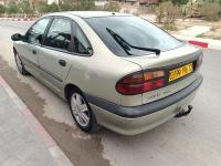 voitures-renault-laguna-1-1996-el-aouinet-tebessa-algerie