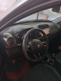 voitures-renault-kwid-2024-outsider-tlemcen-algerie