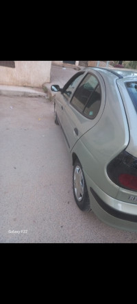 voitures-renault-megane-1-1999-tiaret-algerie