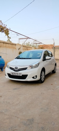 voitures-toyota-yaris-2013-touch-active-mostaganem-algerie