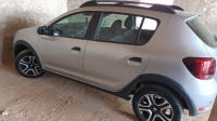 voitures-dacia-2023-stempwa-bouguirat-mostaganem-algerie