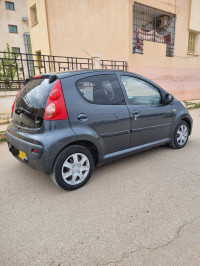 voitures-peugeot-107-2011-cc-ain-defla-algerie