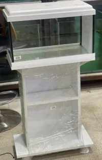 Aquarium et table