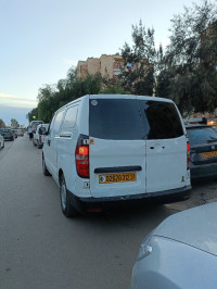 fourgon-hyundai-h-1-2012-oran-algerie