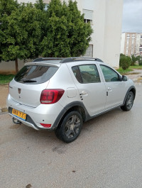 voitures-dacia-sandero-2017-stepway-skikda-algerie