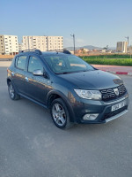 voitures-dacia-sandero-2019-stepway-restylee-skikda-algerie