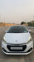 citadine-peugeot-208-2017-allure-facelift-biskra-algerie