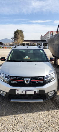 voitures-dacia-sandero-2017-stepway-taher-jijel-algerie