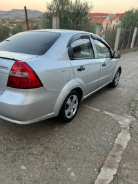 voitures-chevrolet-aveo-5-portes-2011-draa-el-mizan-tizi-ouzou-algerie