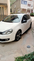 voitures-volkswagen-golf-6-2013-match-algerie