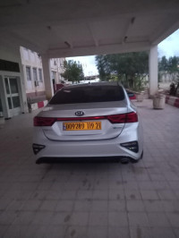 voitures-kia-cerato-2019-dynamique-eco-el-harrouch-skikda-algerie