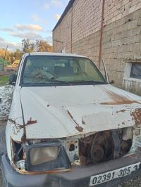 السيارات-النفعية-toyota-hilux-2005-الرحوية-تيارت-الجزائر