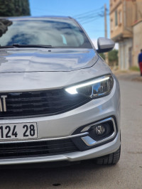 voitures-fiat-tipo-2024-life-14-msila-algerie