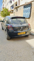 voitures-renault-clio-3-2006-bordj-el-kiffan-alger-algerie